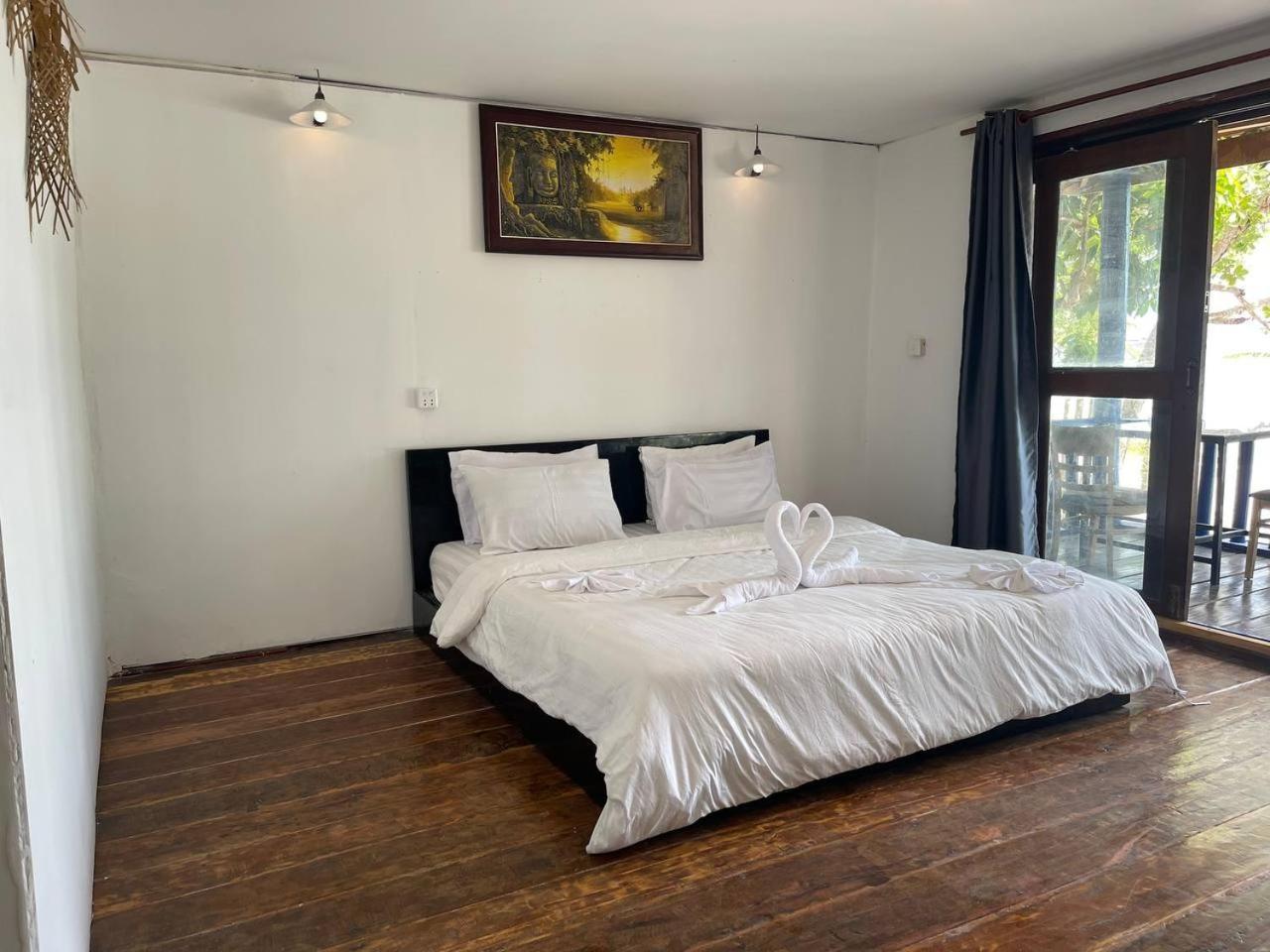 Koh Rong Beach Hostel And Bungalows Kaoh Touch Екстериор снимка