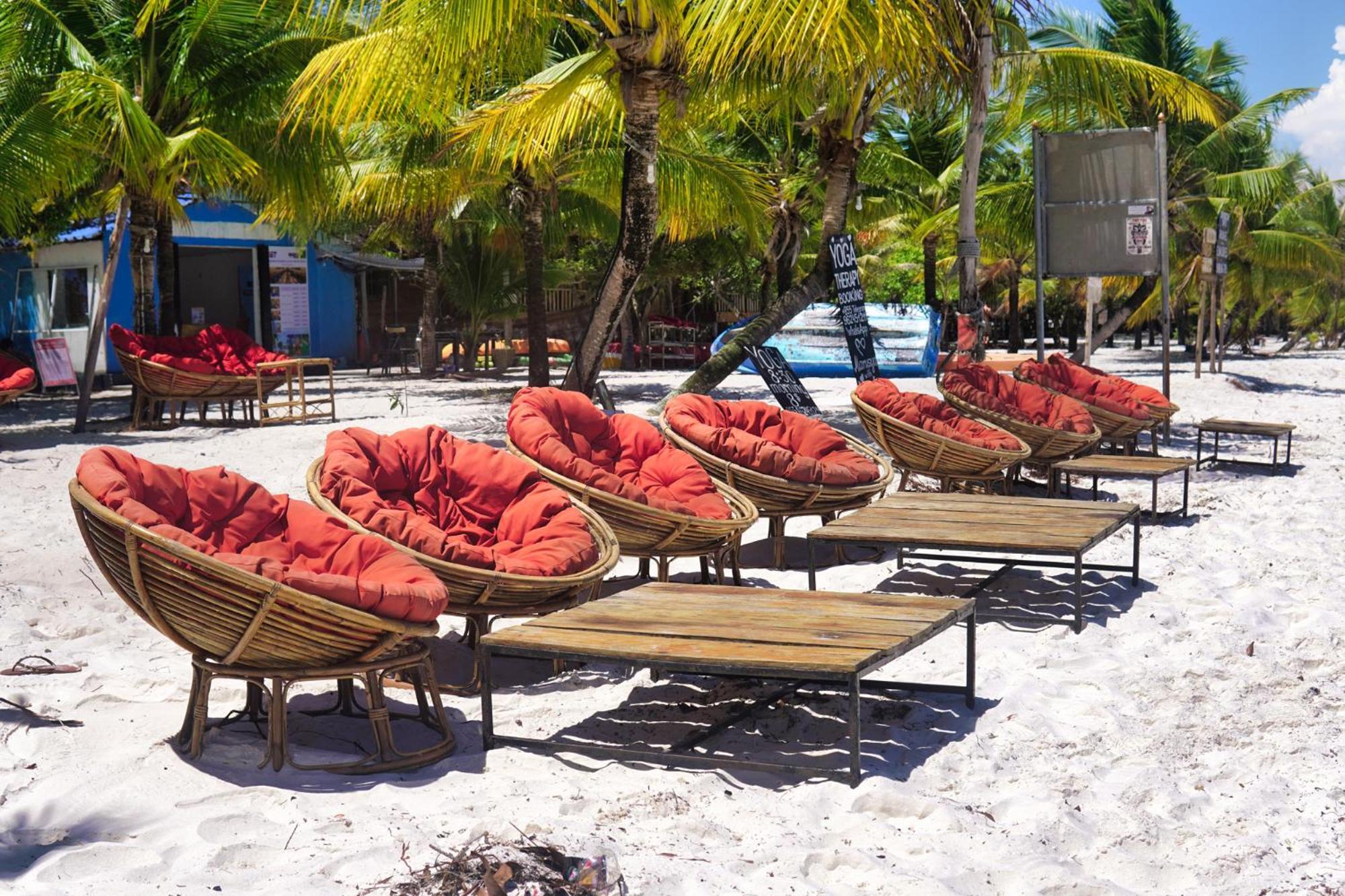Koh Rong Beach Hostel And Bungalows Kaoh Touch Екстериор снимка