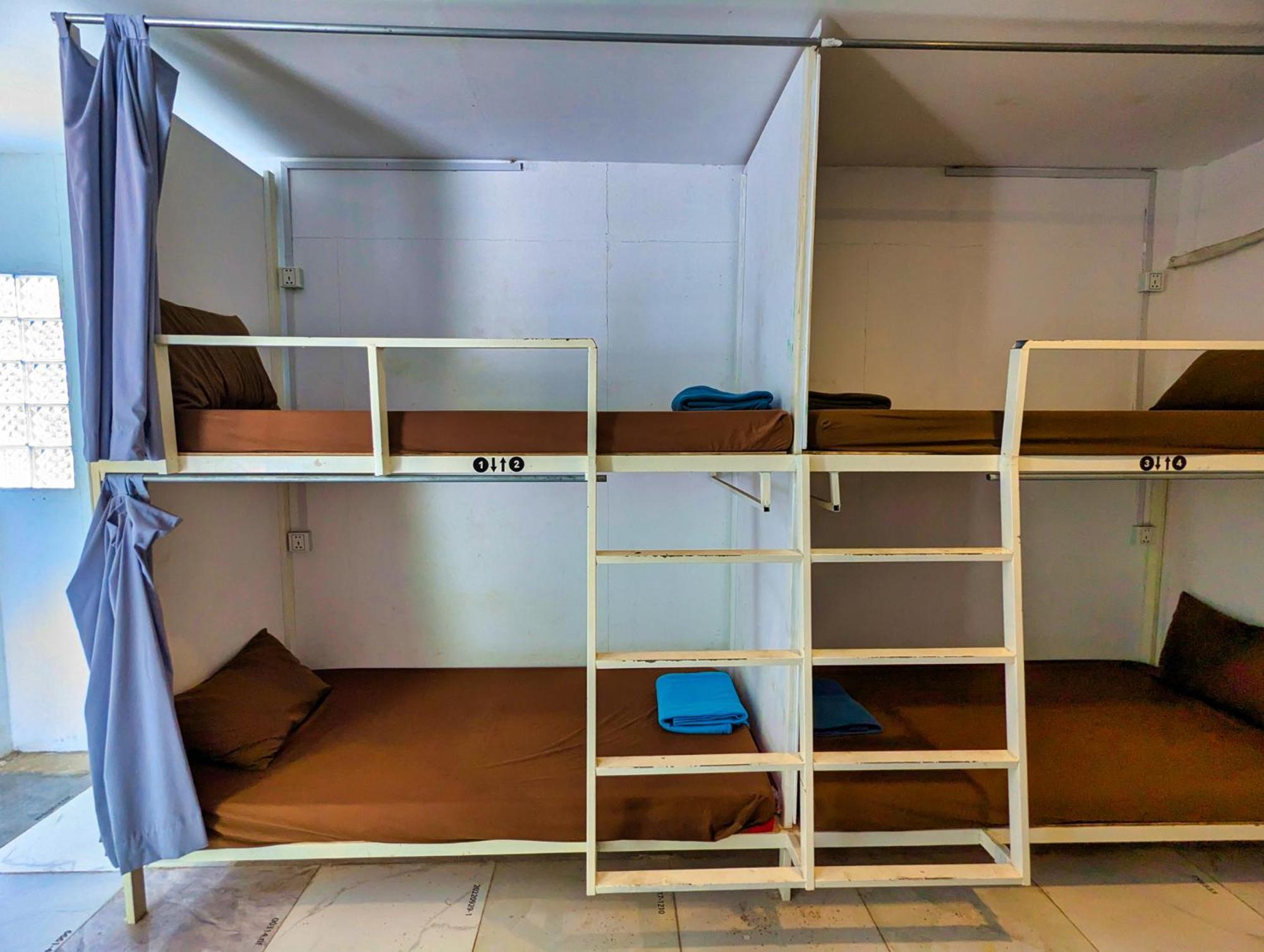 Koh Rong Beach Hostel And Bungalows Kaoh Touch Екстериор снимка