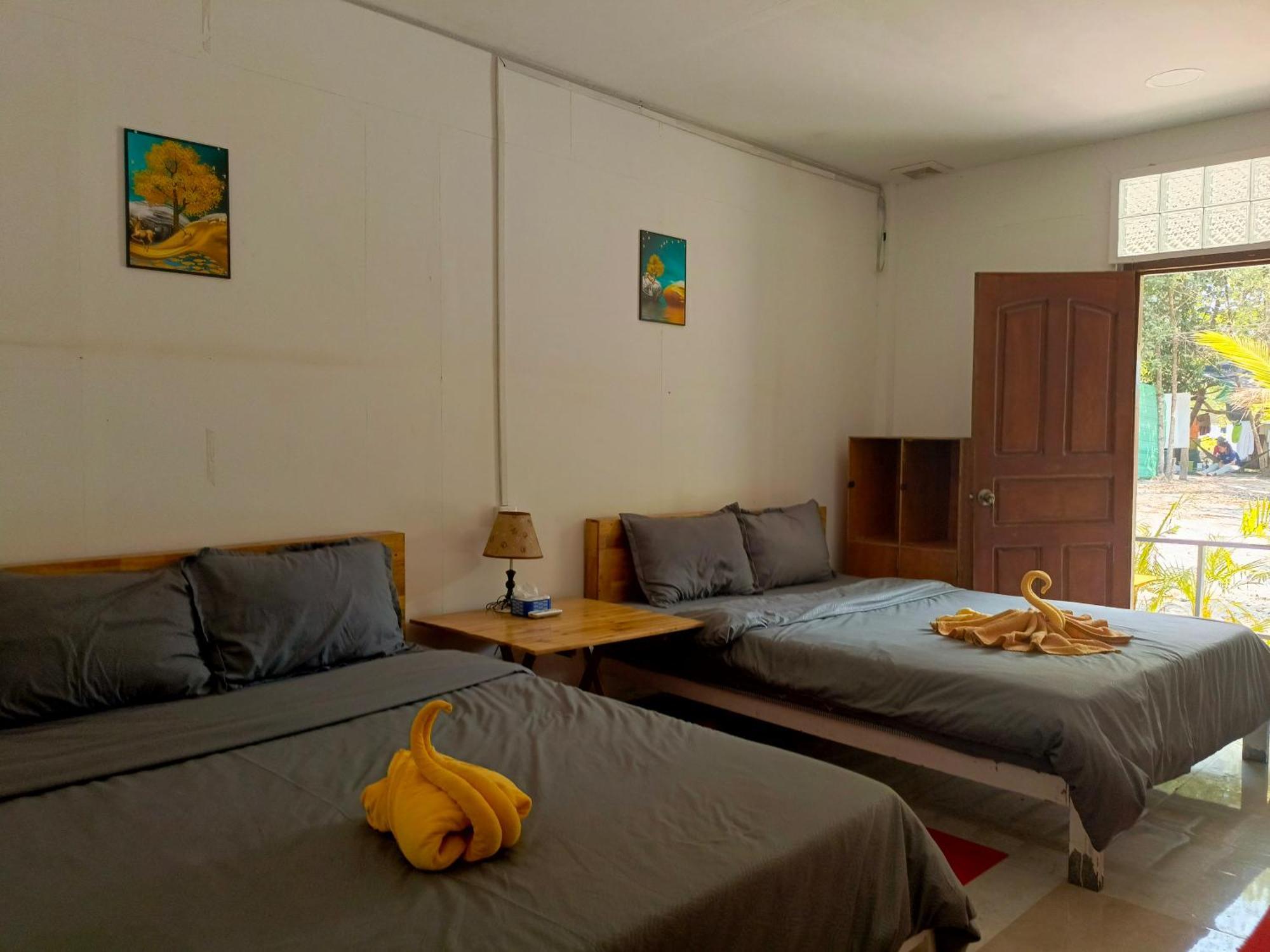 Koh Rong Beach Hostel And Bungalows Kaoh Touch Екстериор снимка