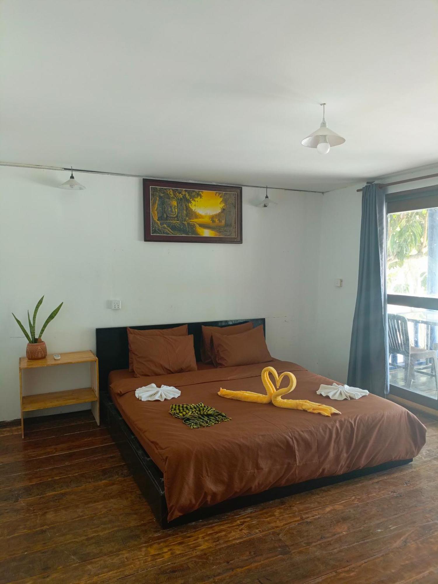 Koh Rong Beach Hostel And Bungalows Kaoh Touch Екстериор снимка